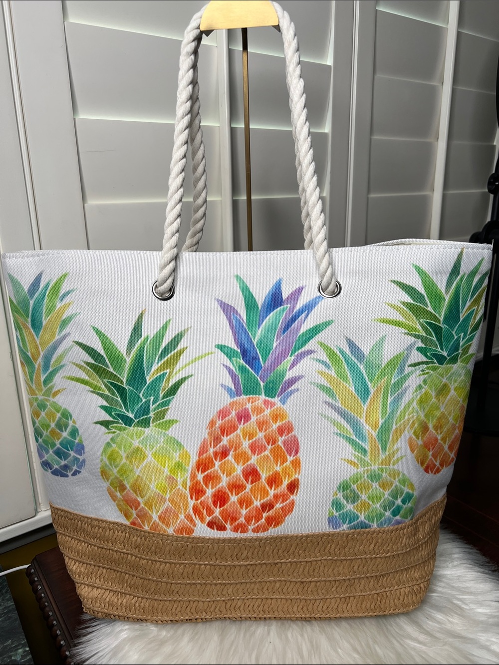 Island Hawaii Tropical Straw & Canvas Pineapple Print Tote Bag with Rope Handle - Picture 4 of 16